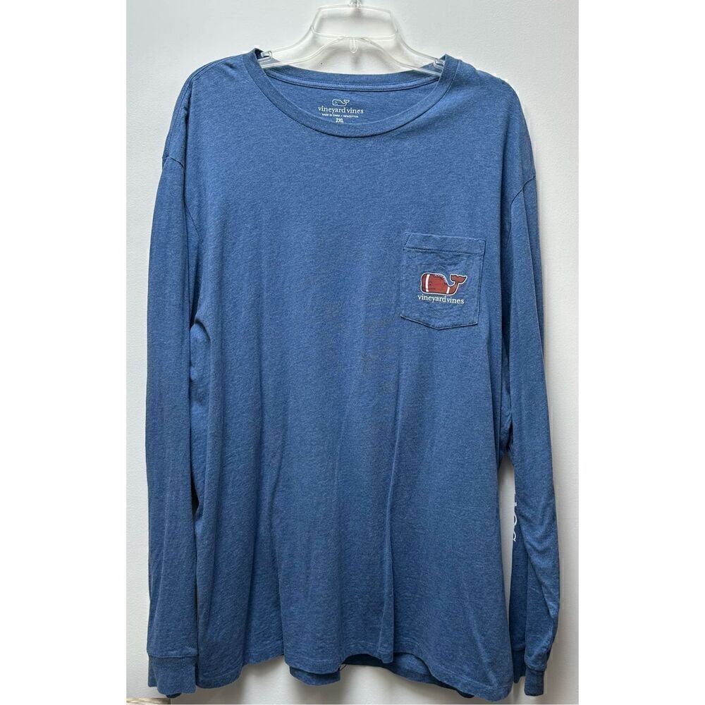 Vineyard Vines men’s blue long sleeve football whale t-shirt size 2XL. #36-1245